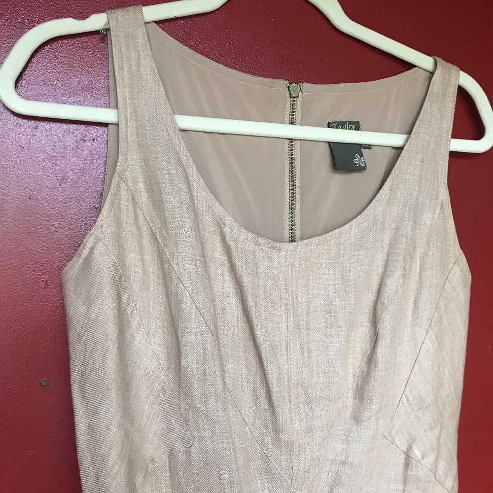 NWOT Taylor Dress in size 2